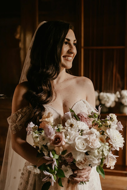 Logo Marine Beauty Artist